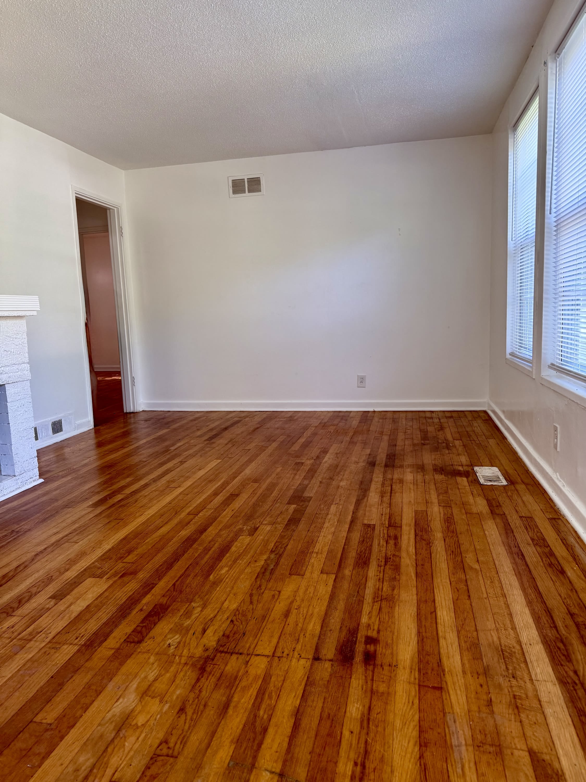 628 Annie Laura Drive – photo 2