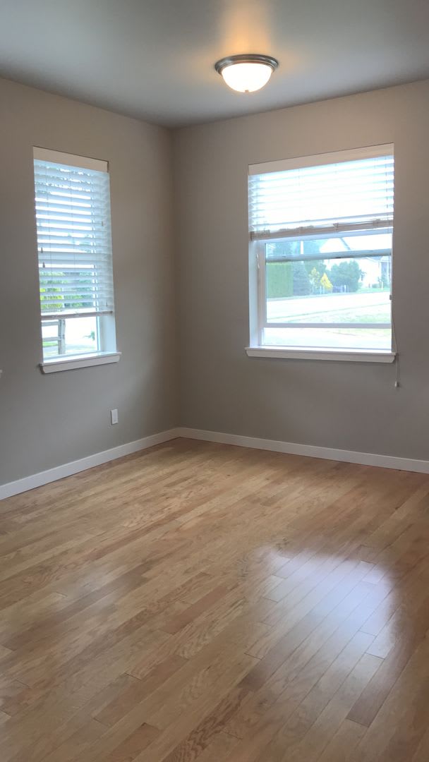 Amazing 1 bedroom 1 bath Apartment Home in Lynden – photo 4
