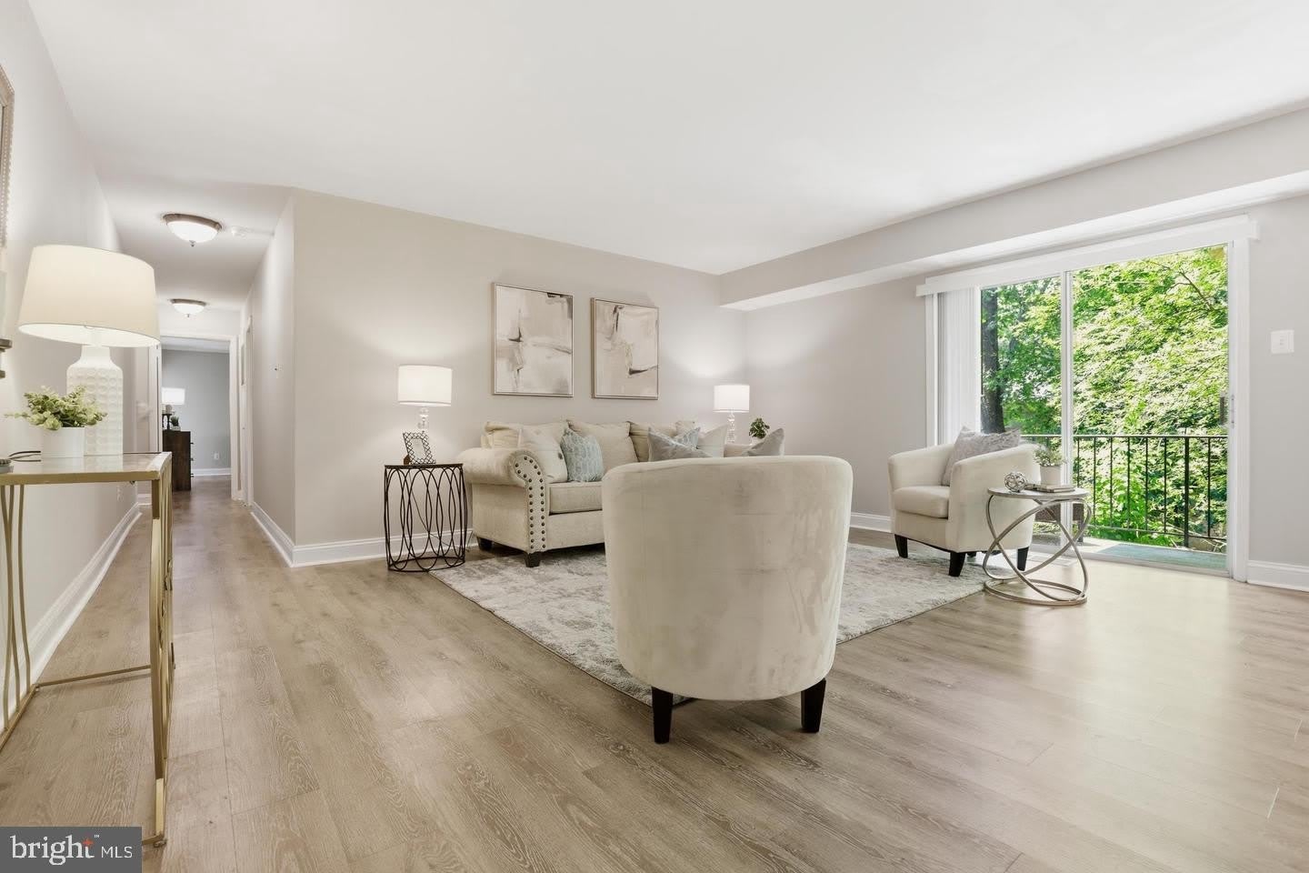 10636 MONTROSE Avenue – photo 3