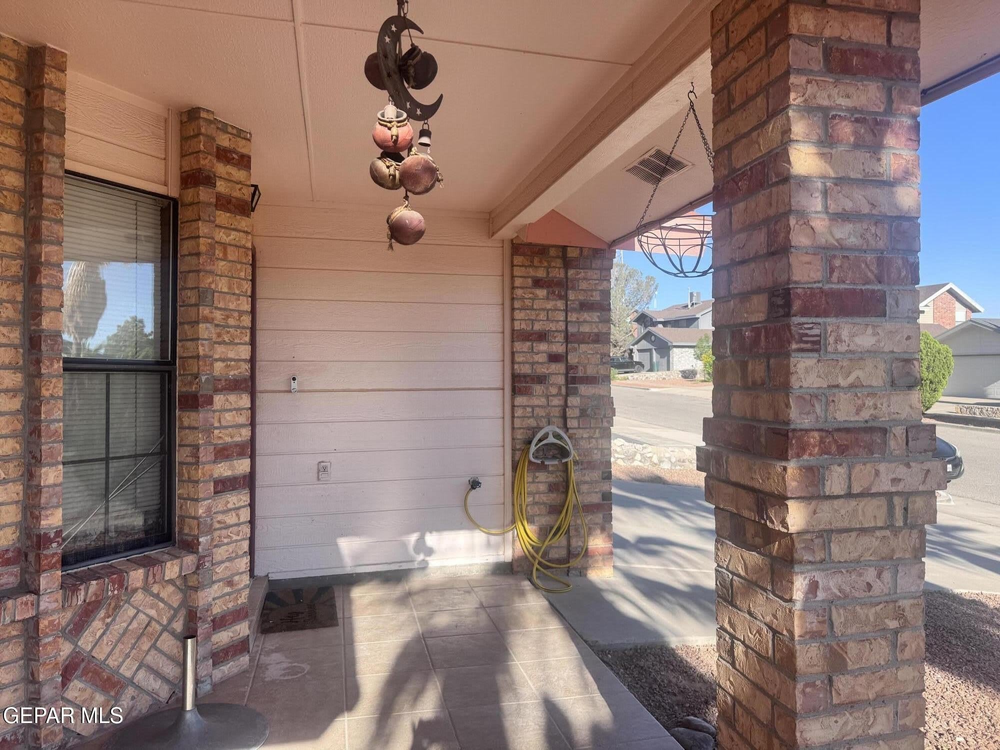 7721 Waterhouse Drive – photo 4