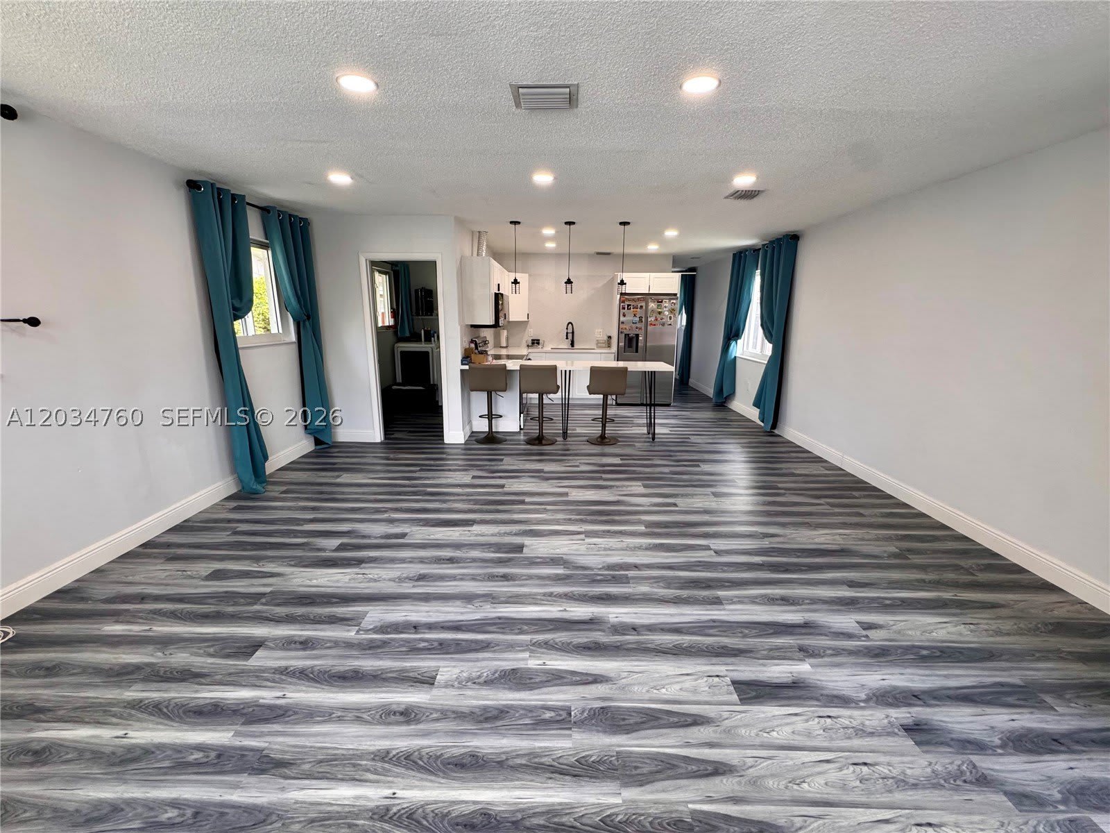 1158 NW 34th Ave – photo 4