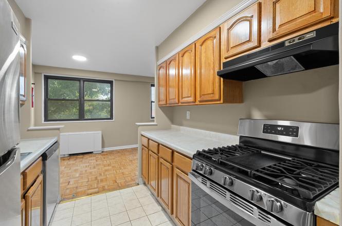 1225 Kennedy Blvd # SDF567H – photo 3