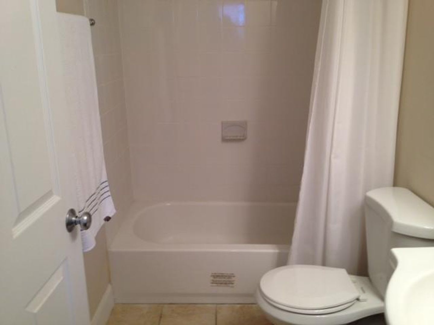 Nice 2 bed near Northeasterm – photo 5