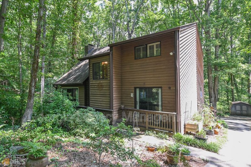 225 Snapfinger Drive – photo 3