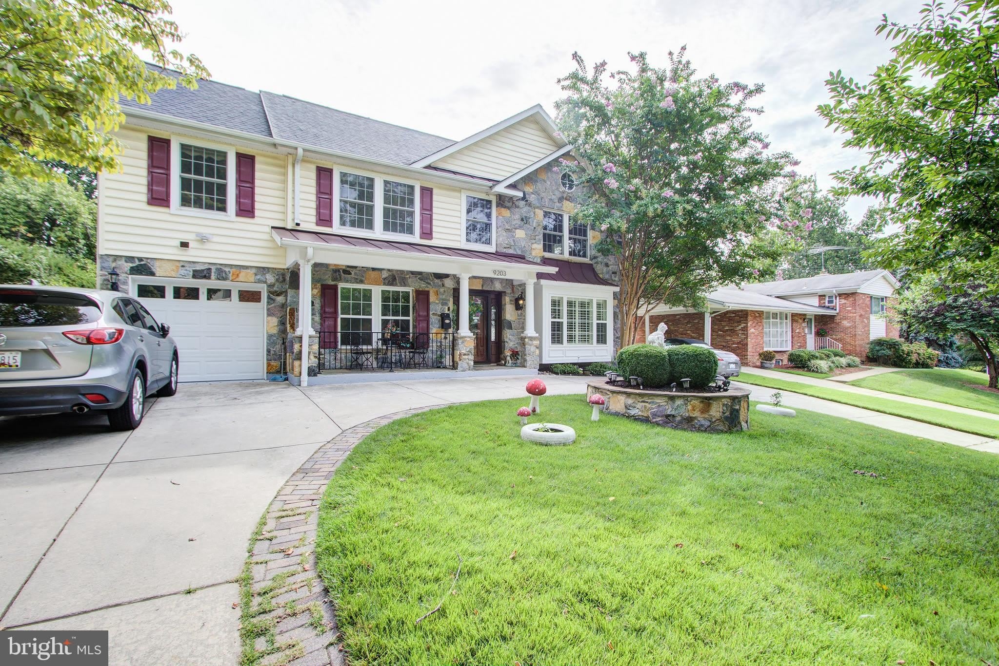 9203 Cedarcrest Drive – photo 3