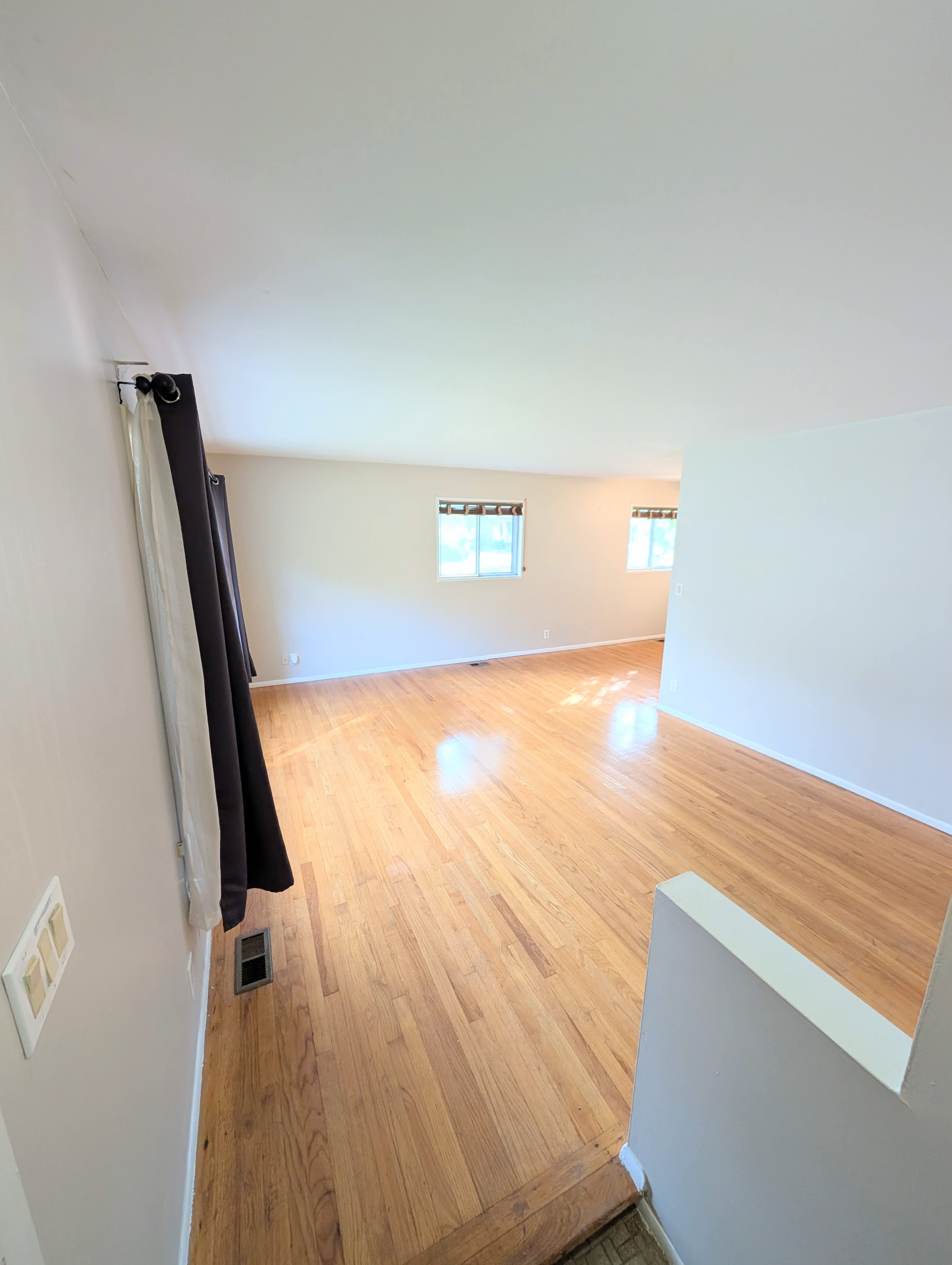 2734 Hampshire Road – photo 3