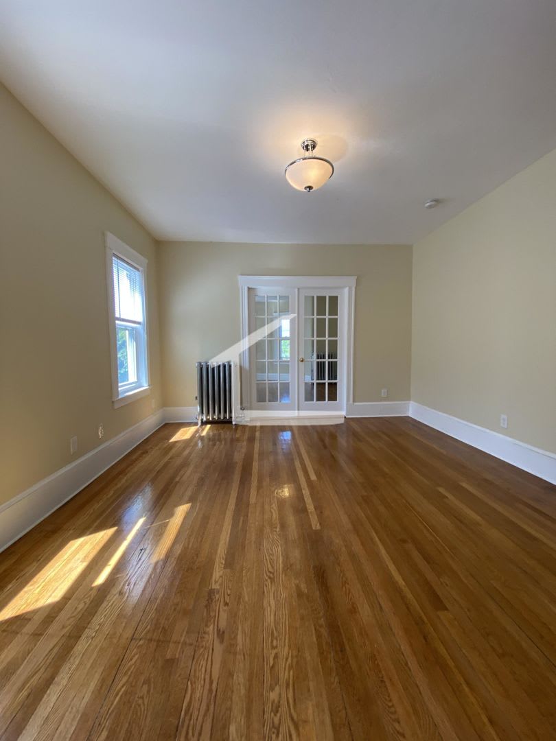 Charming 4 Bedroom – photo 4