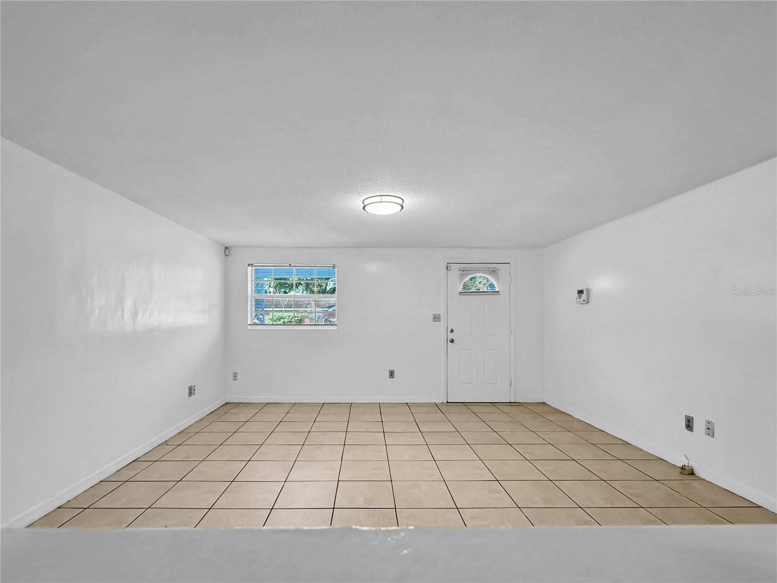 1821 BELLGROVE Street – photo 4