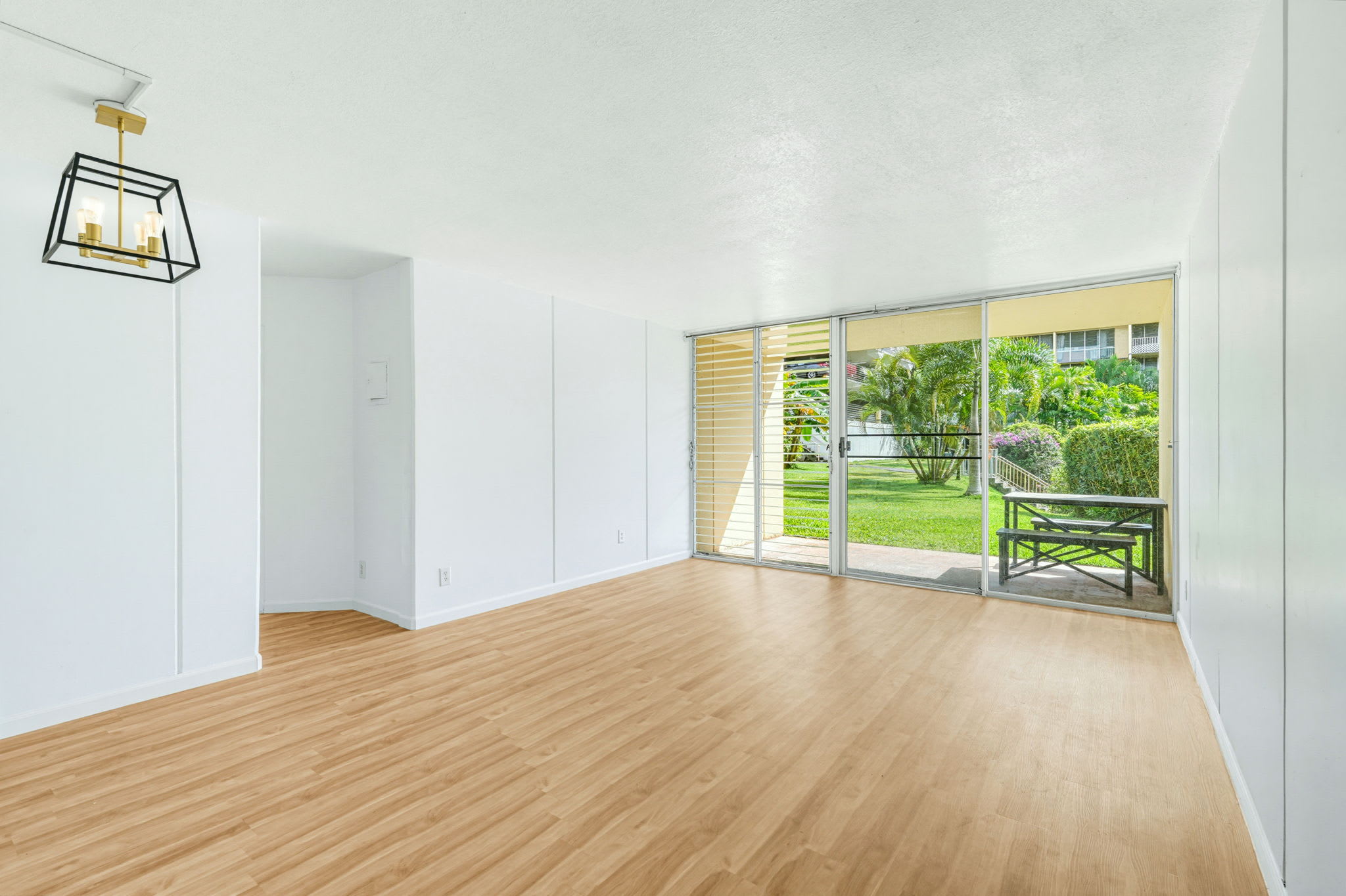 95-2048 Waikalani Pl #D102 – photo 2