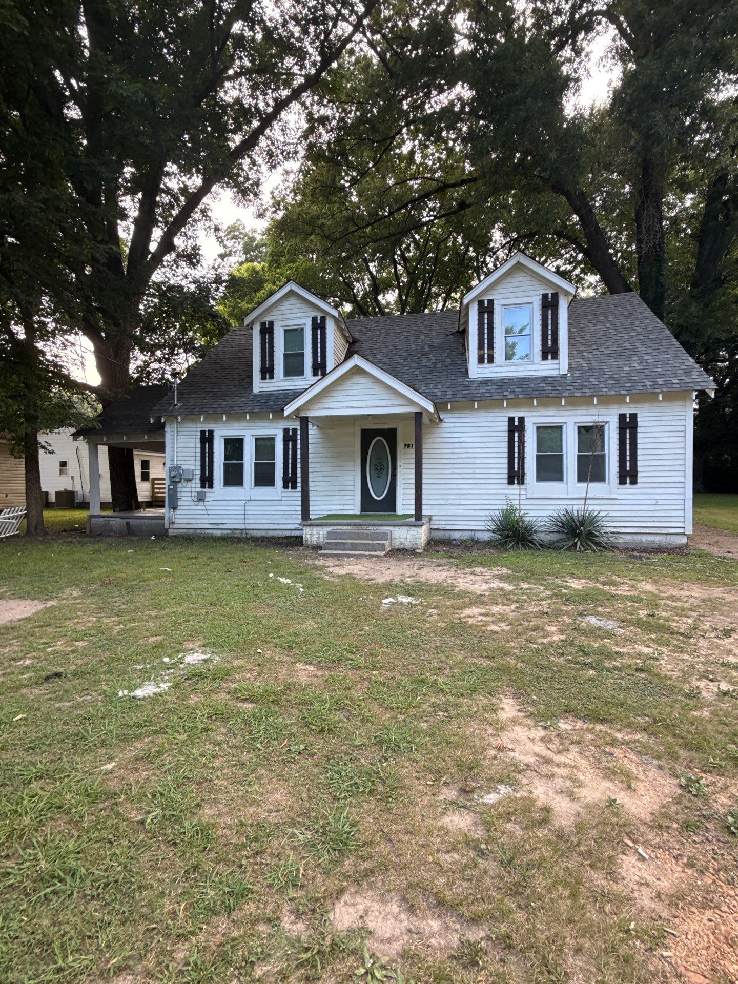 721 South Maple Street – photo 1