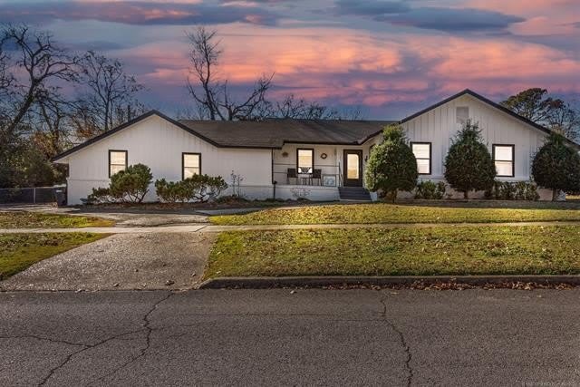 515 W Delaware Street – photo 2