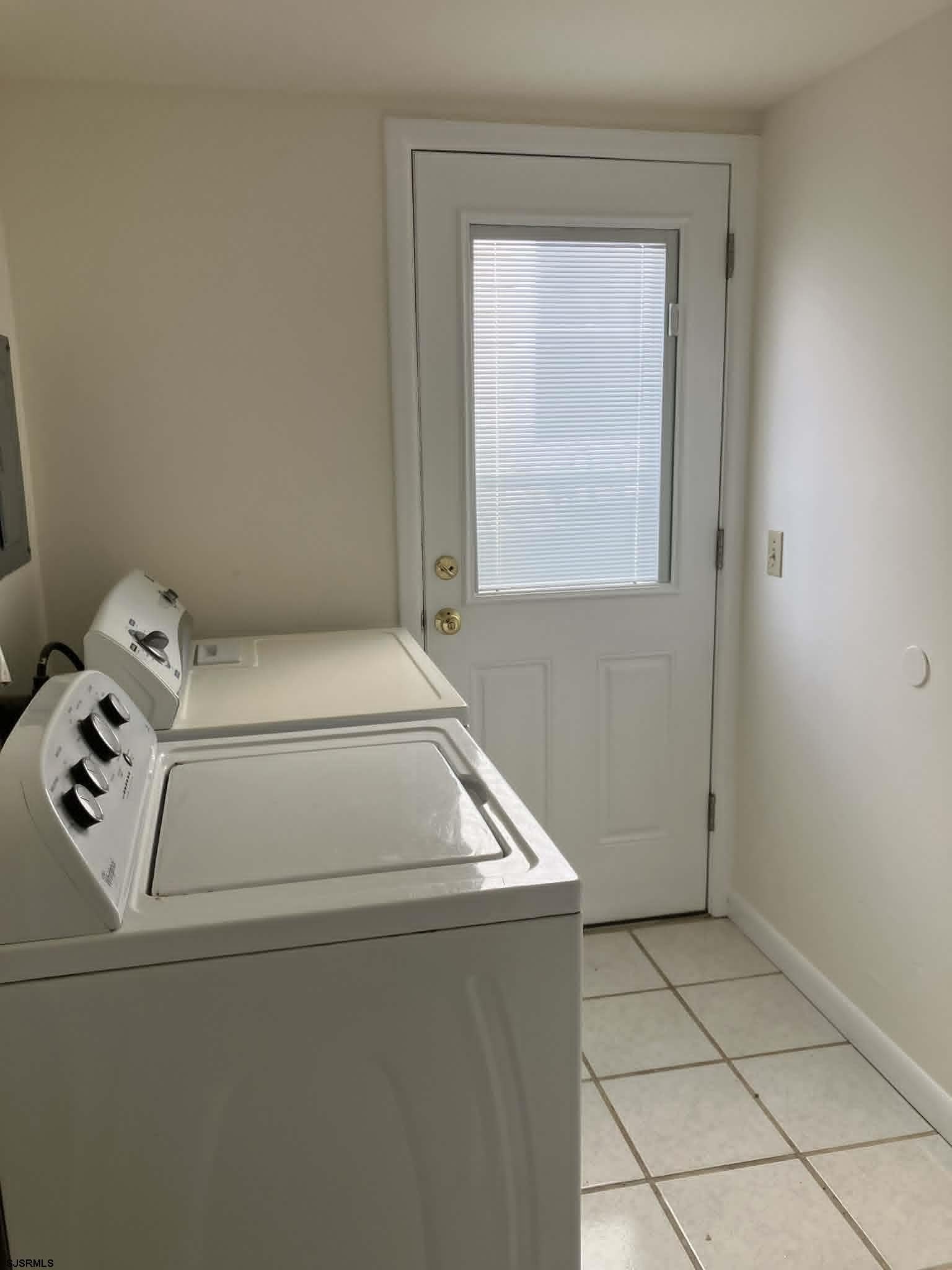 200 N 14TH ST – photo 3