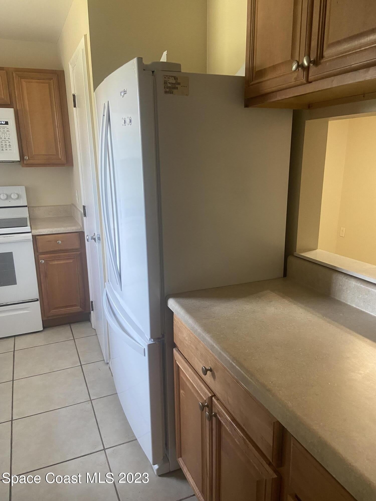 290 Spring Drive – photo 4