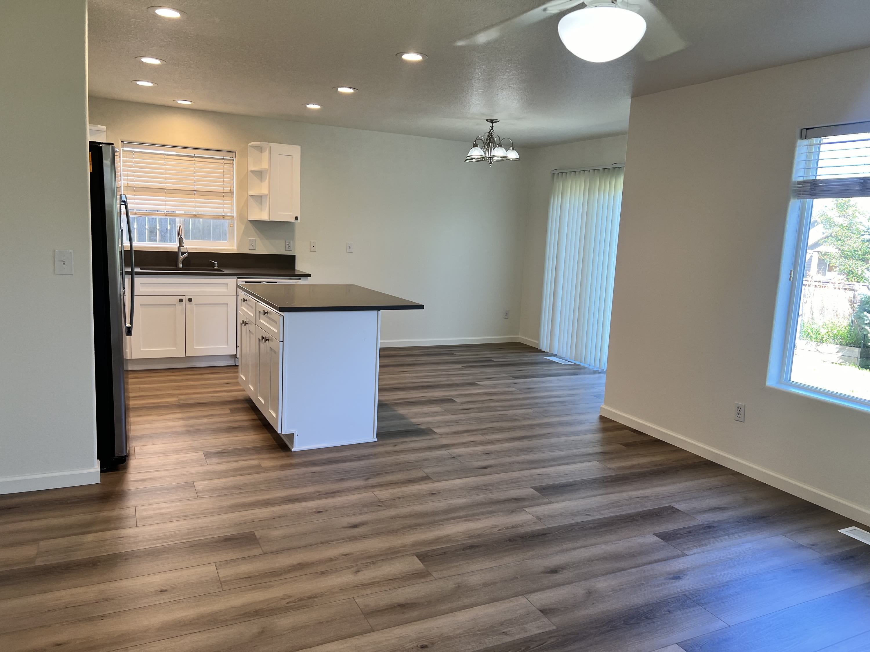 4059 Thoroughbred Avenue Southeast – photo 4