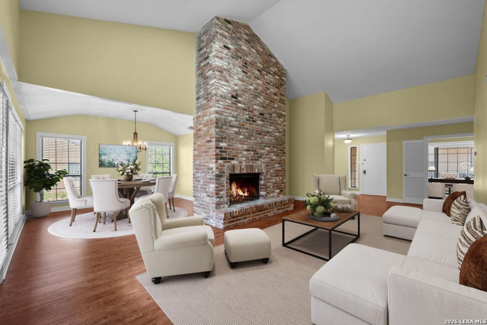 Charming 3 Bedroom Condo In Idlewood Community – photo 2