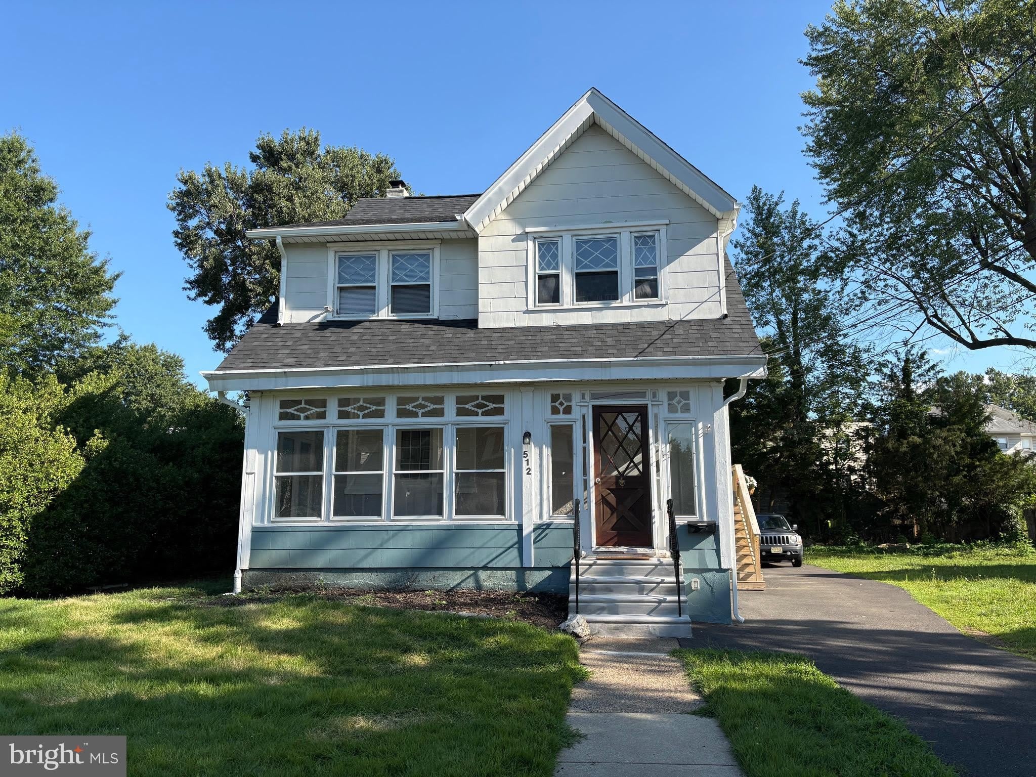 512 JESSAMINE Avenue – photo 1