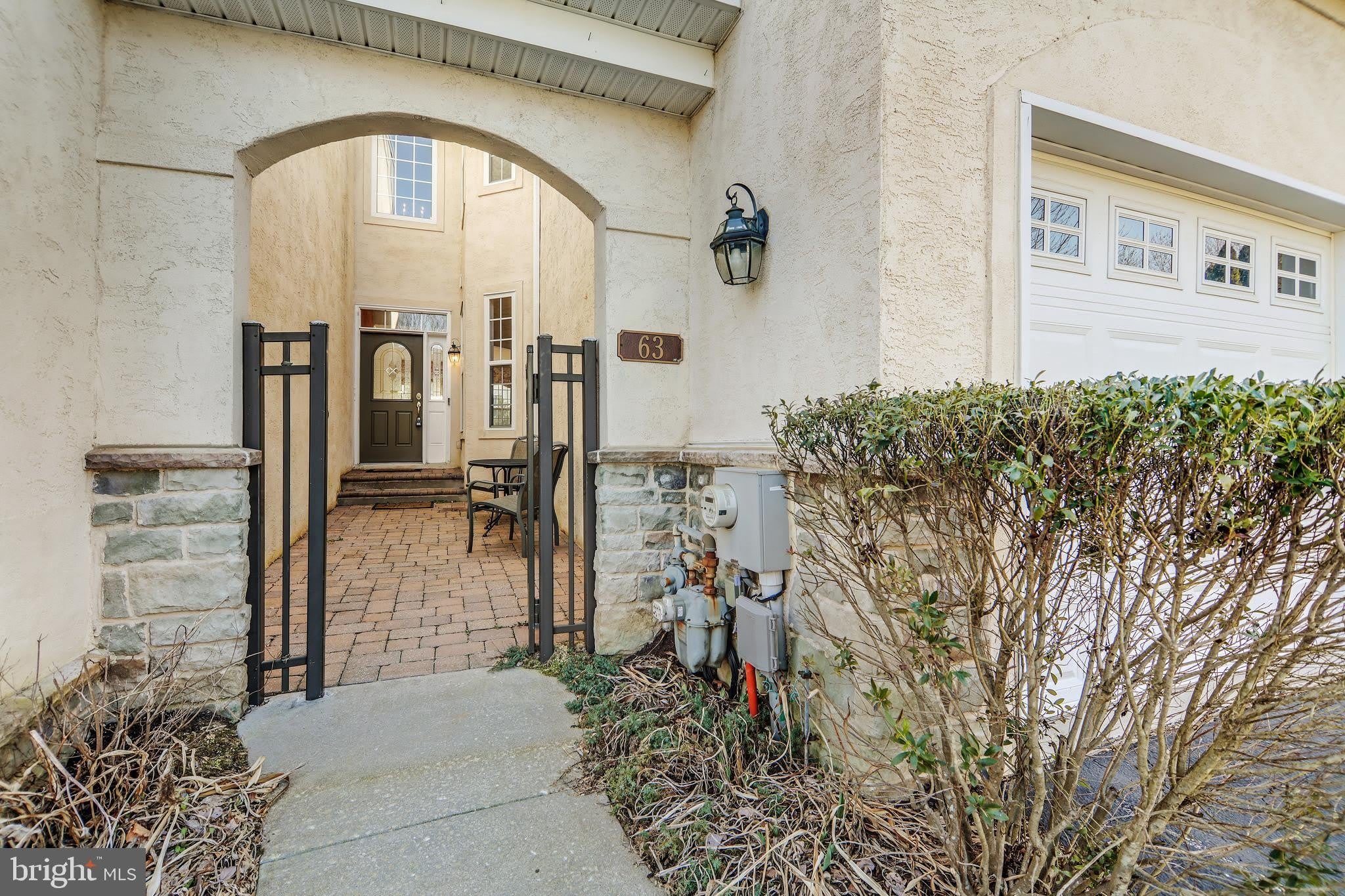 63 OLD BARN Drive – photo 2