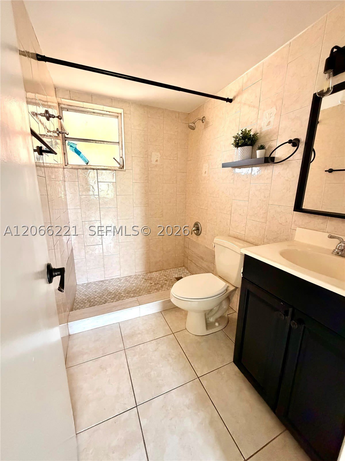 840 NW 87th Ave – photo 2