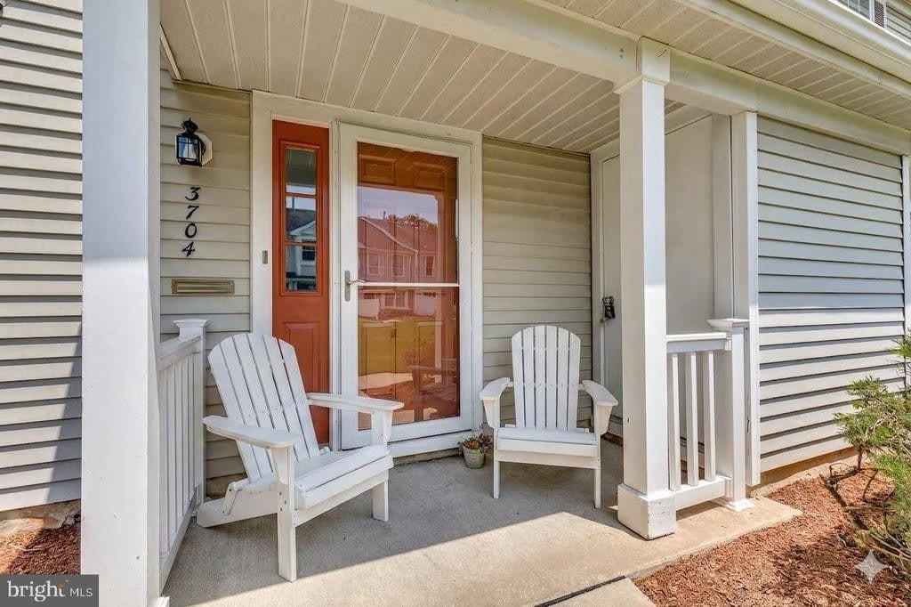 3704 FENWICK LANE – photo 2