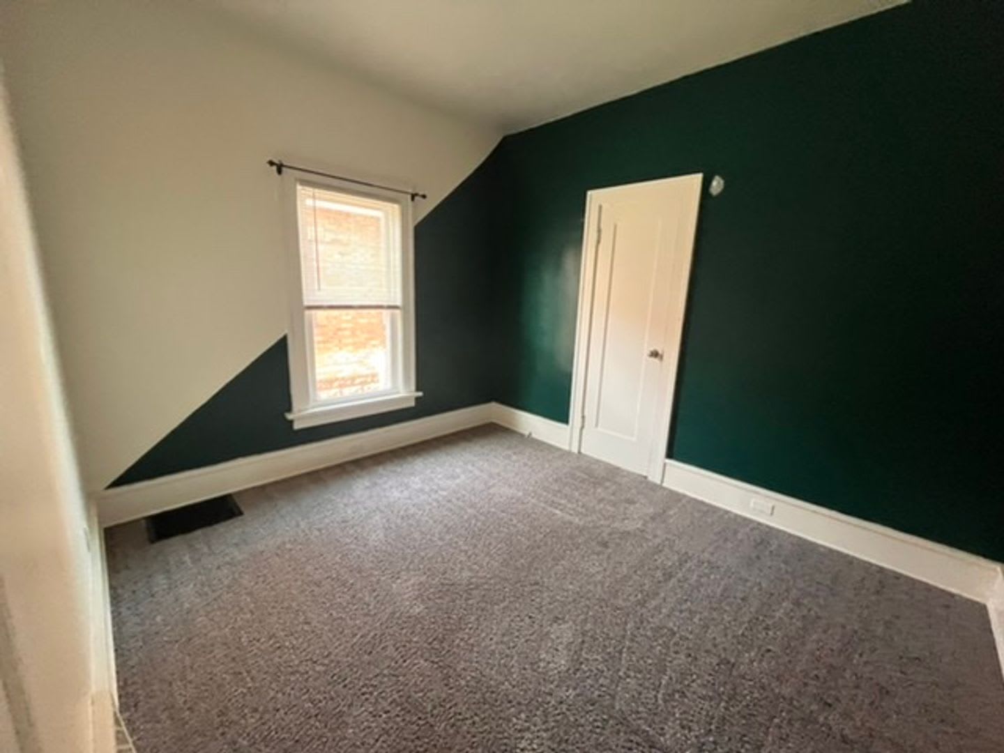 3 bed 1 bath Rock Island Home! – photo 3