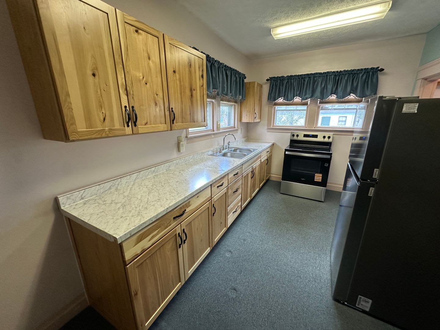 Spacious 3 Bedroom 1.5 Bath Two-Story Home – photo 2