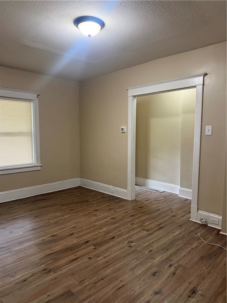 6521 Dean St – photo 4