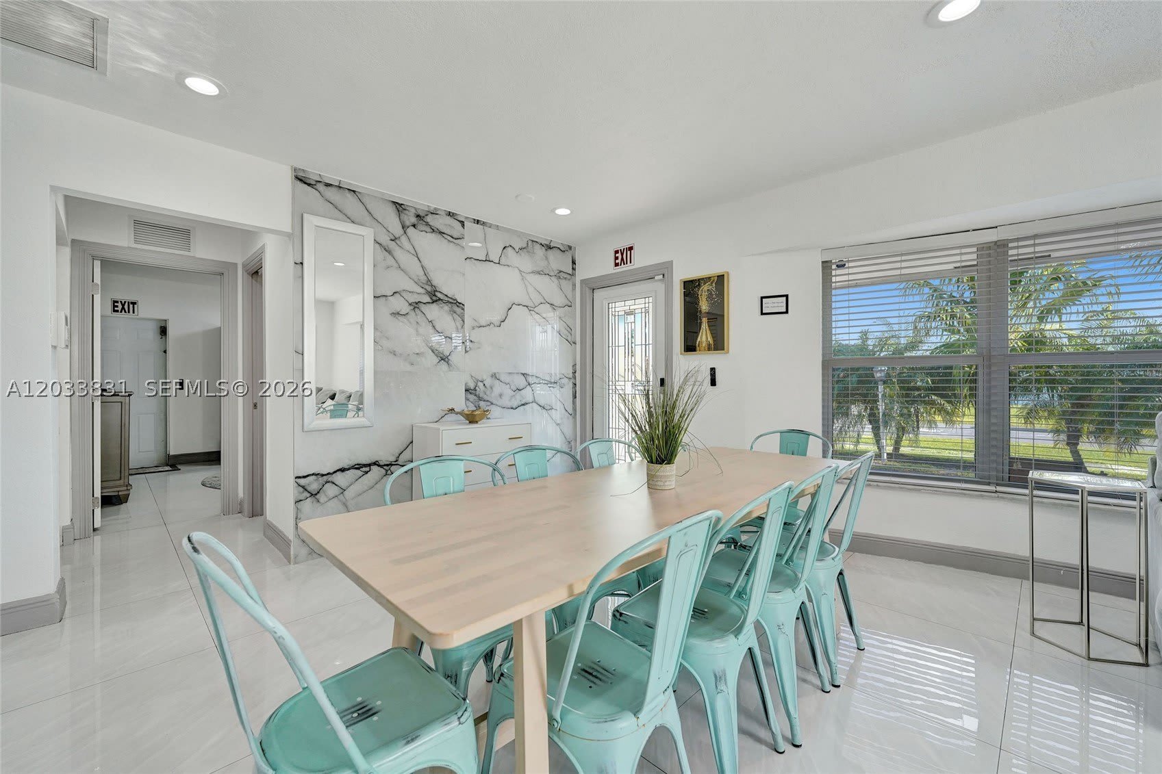218 SE 4th st – photo 4