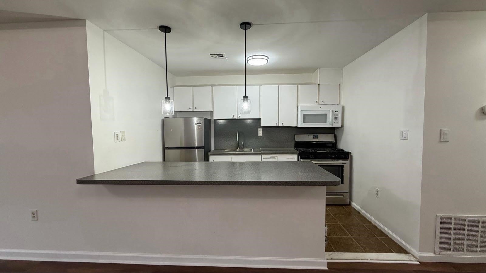225 HALLADAY ST – photo 3