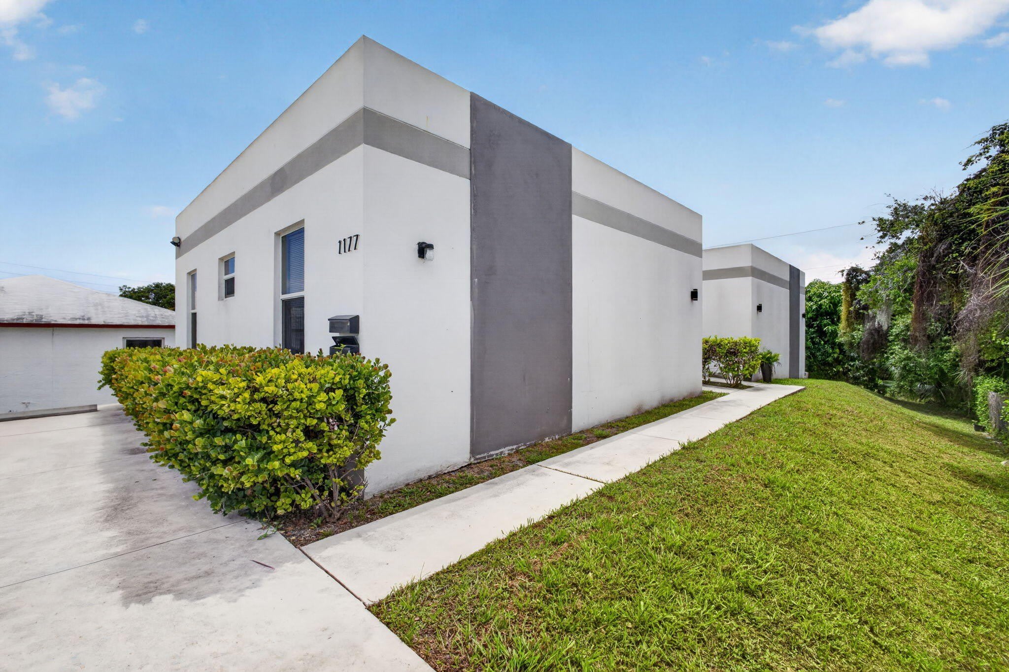 1177 Ac Evans Street – photo 3