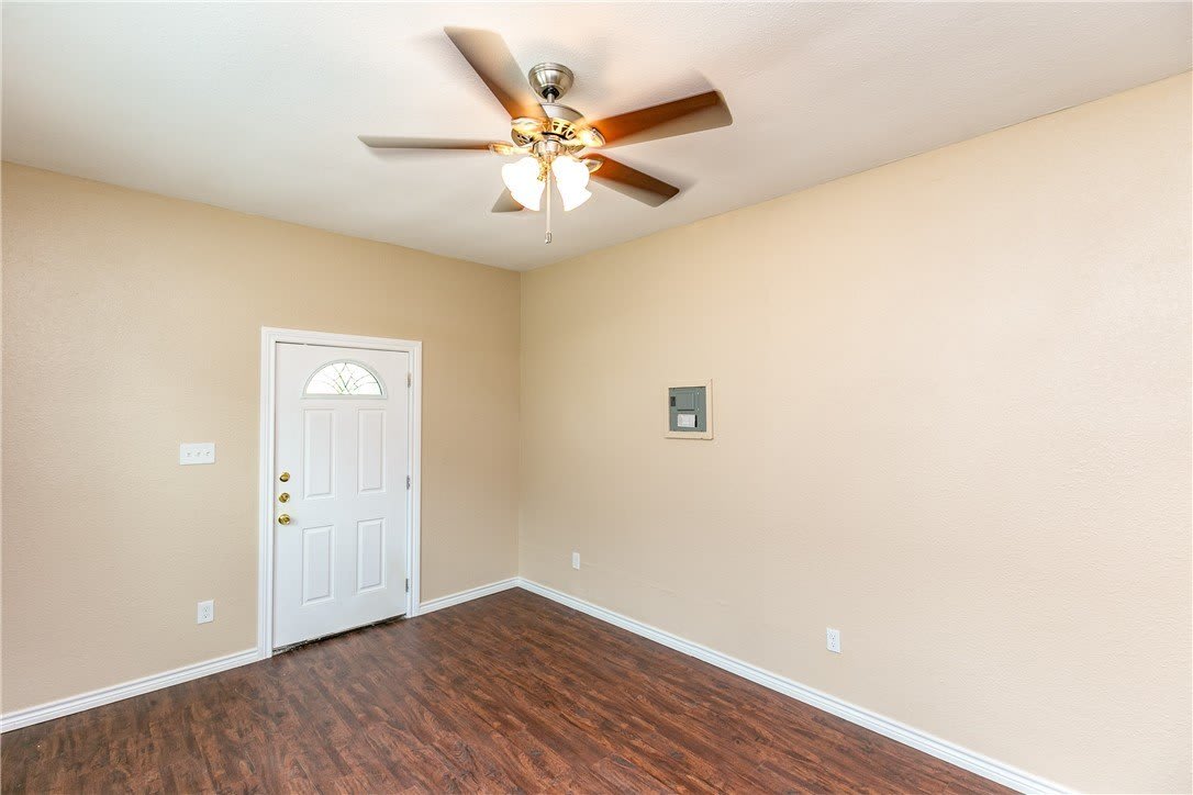 1005 Furman Avenue – photo 4