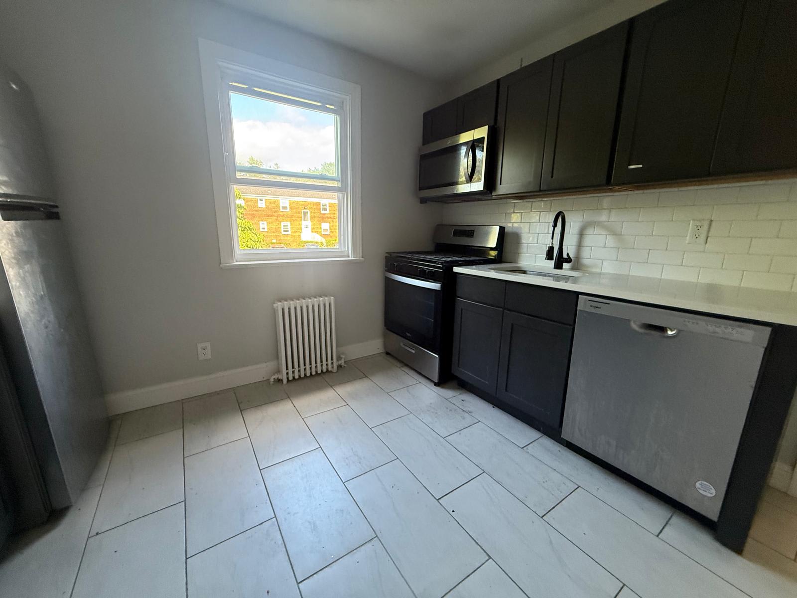 111 S 3rd Ave – photo 1