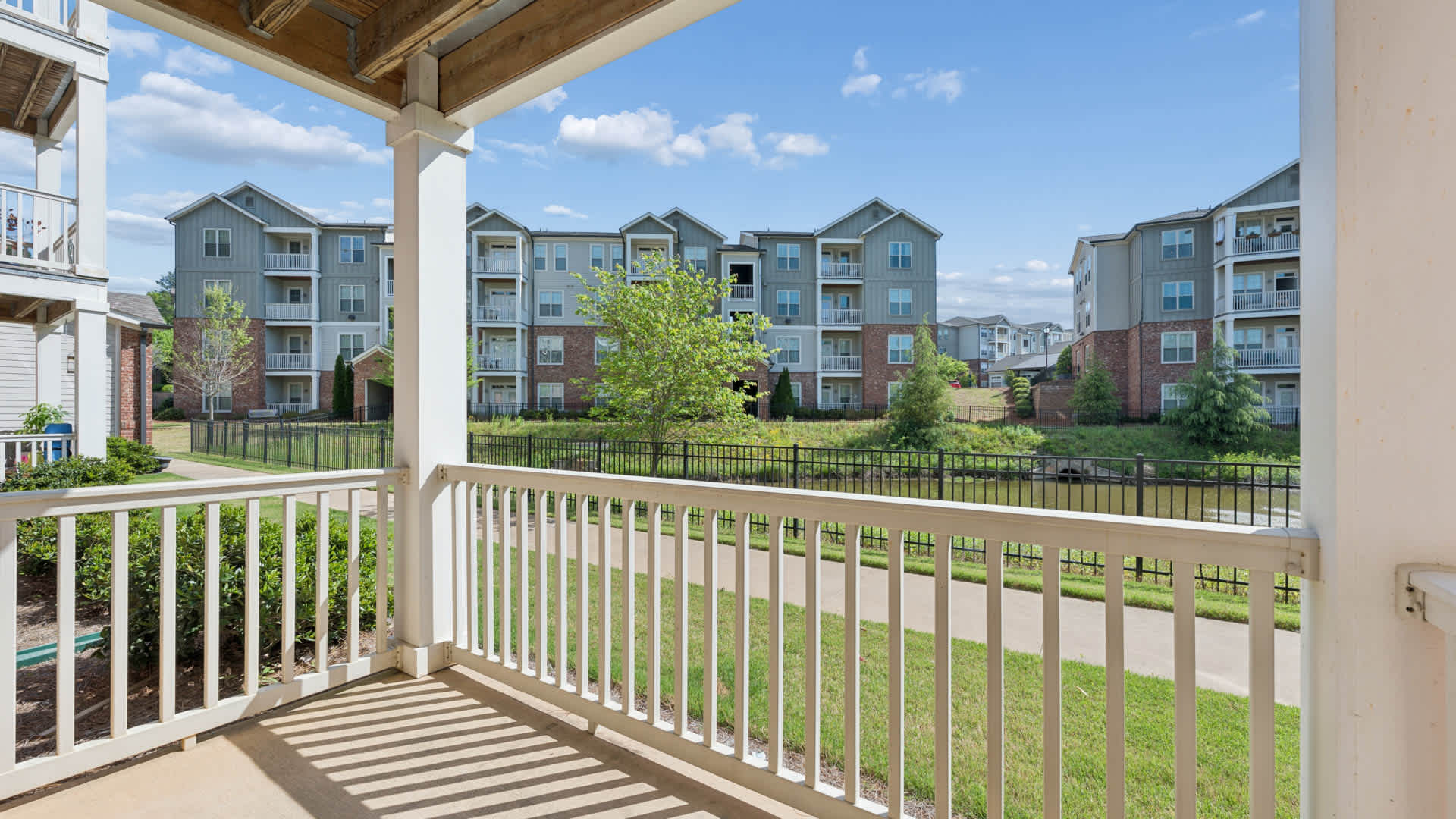 Sixes Ridge Apartments – photo 3
