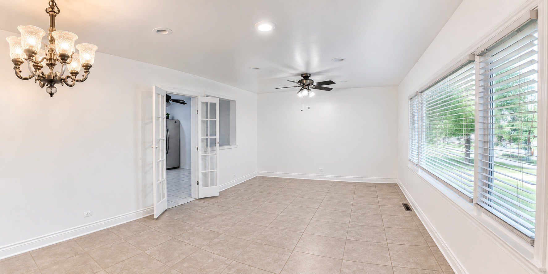 11536 S RIDGELAND Avenue – photo 3