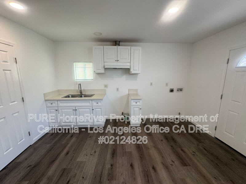10977 1/2 Pope Avenue – photo 2