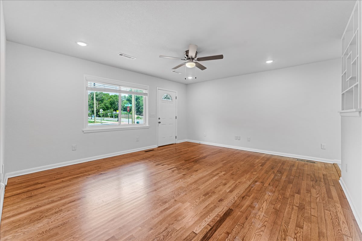 1666 Oakland Avenue – photo 3
