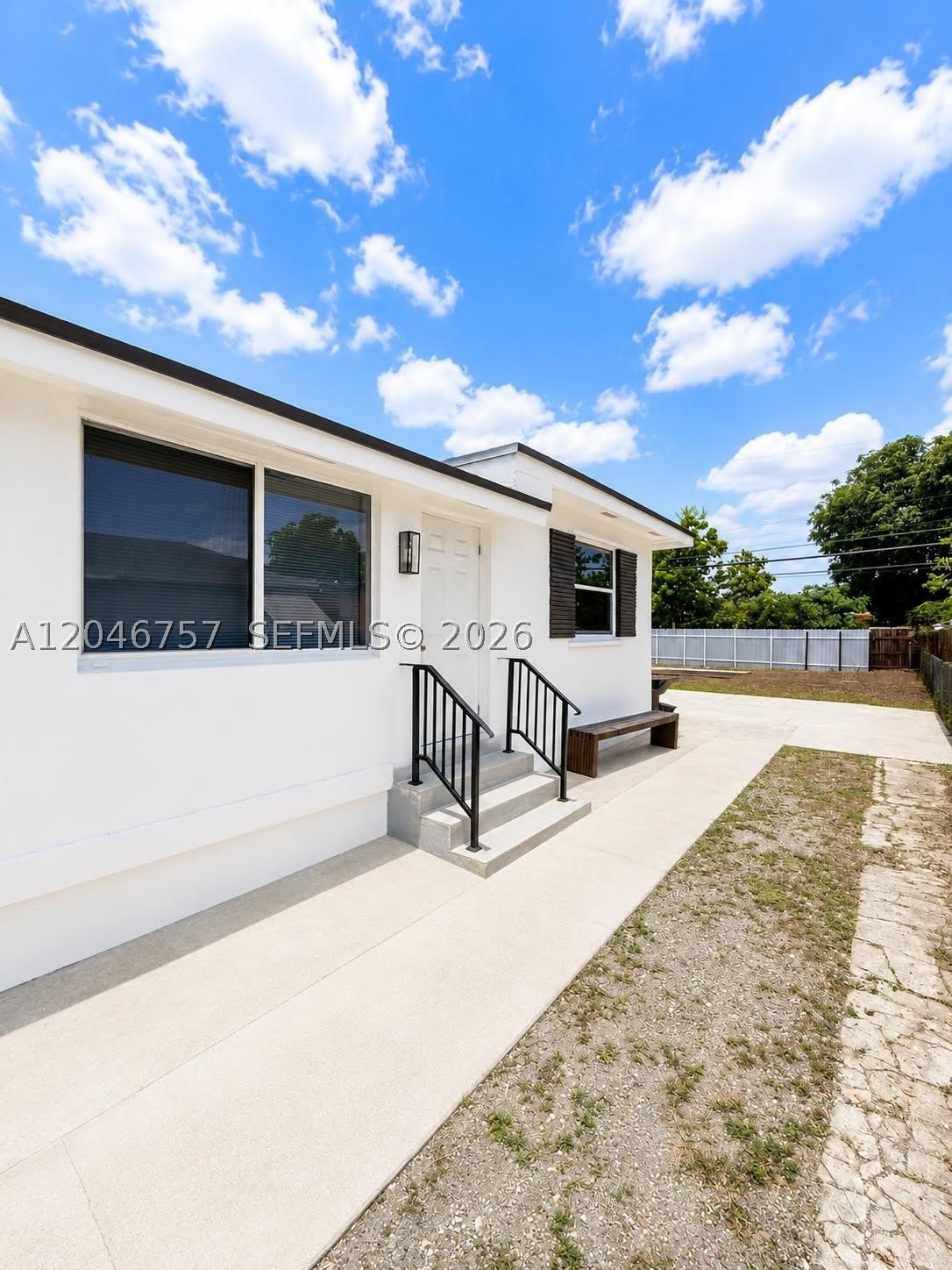 59 E 10th St – photo 4