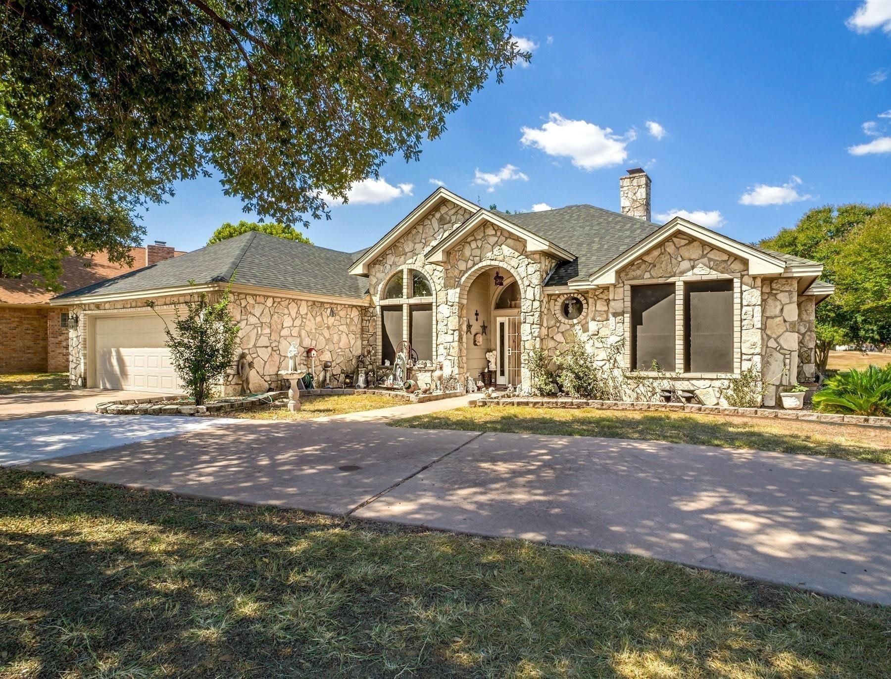 120 Meadowlakes – photo 1