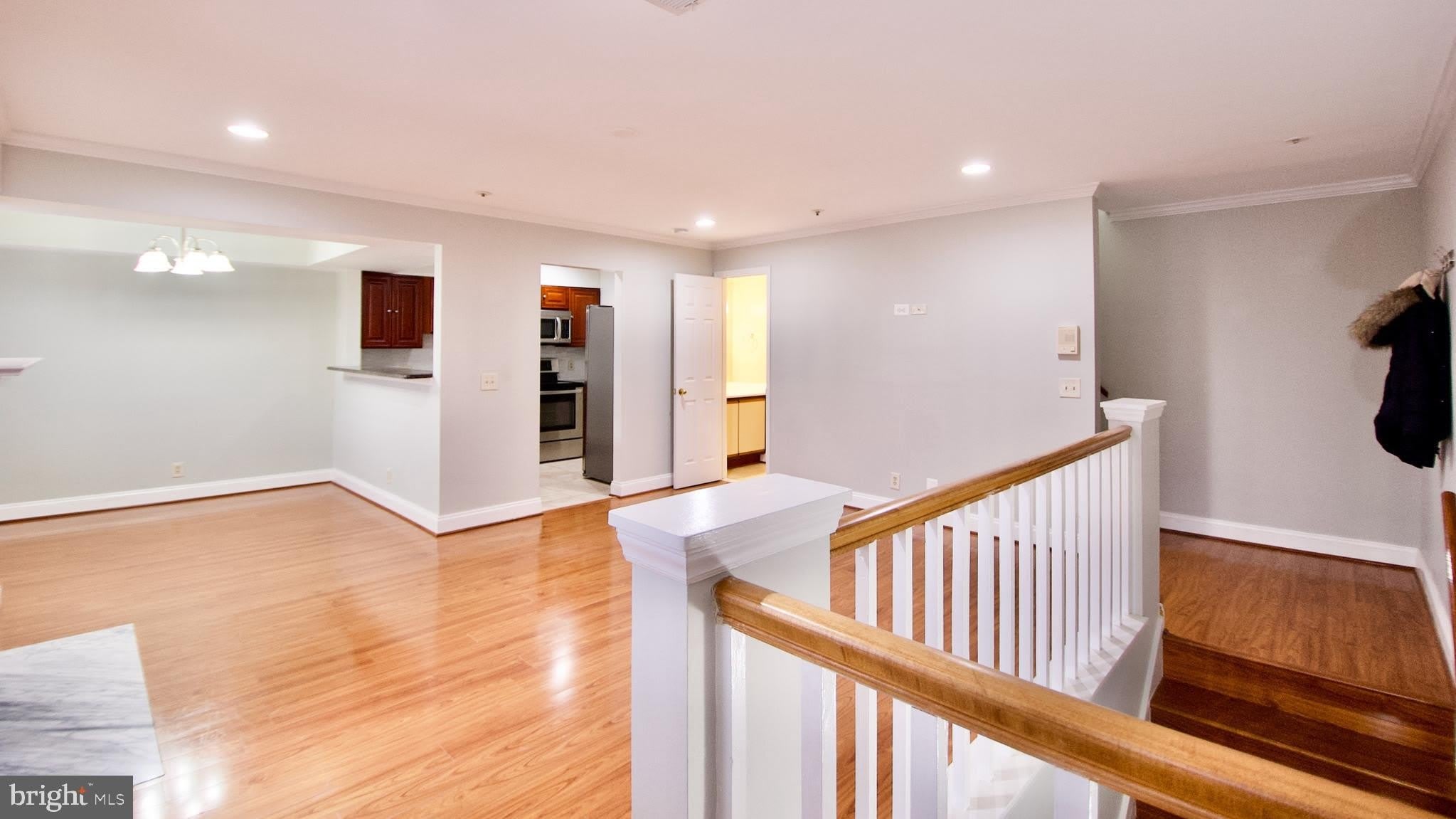 5705 CHAPMAN MILL – photo 2
