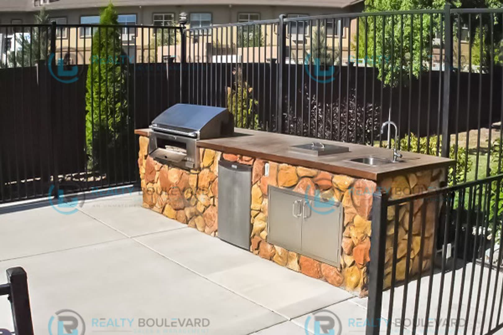 1/2 Month Free!! Indulge in comfortable living at Wood Chase Condos! – photo 5