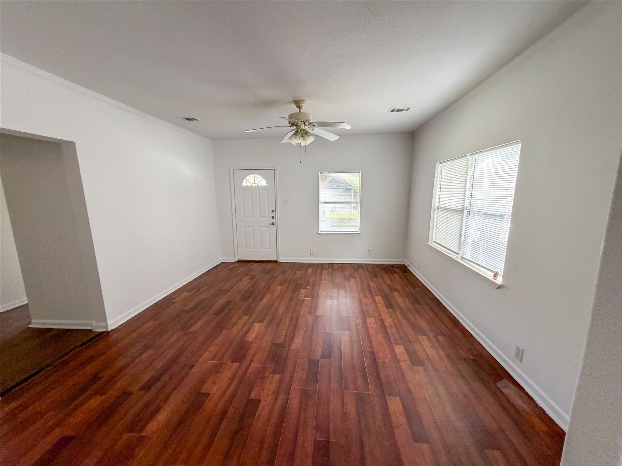 114 E Hull Street – photo 4