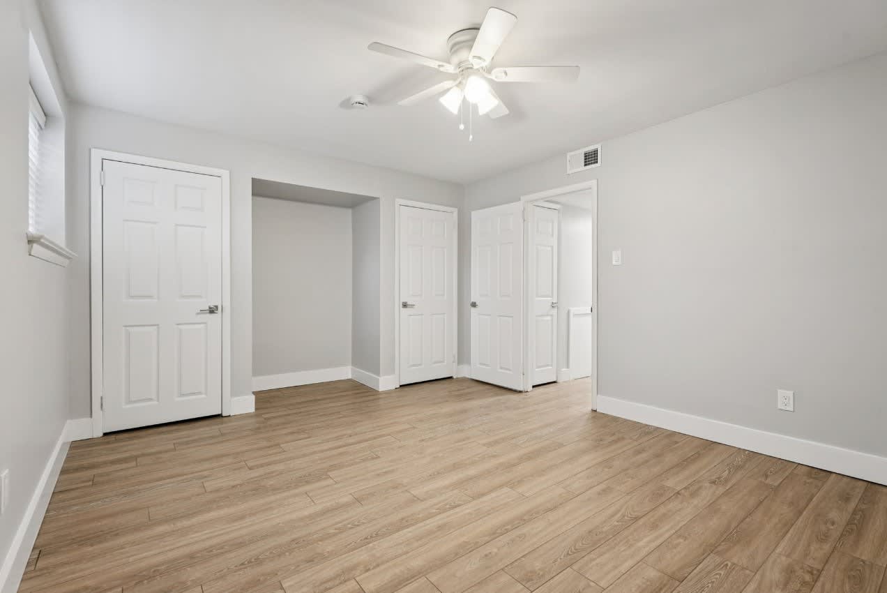 Mount Airy Manor – photo 3