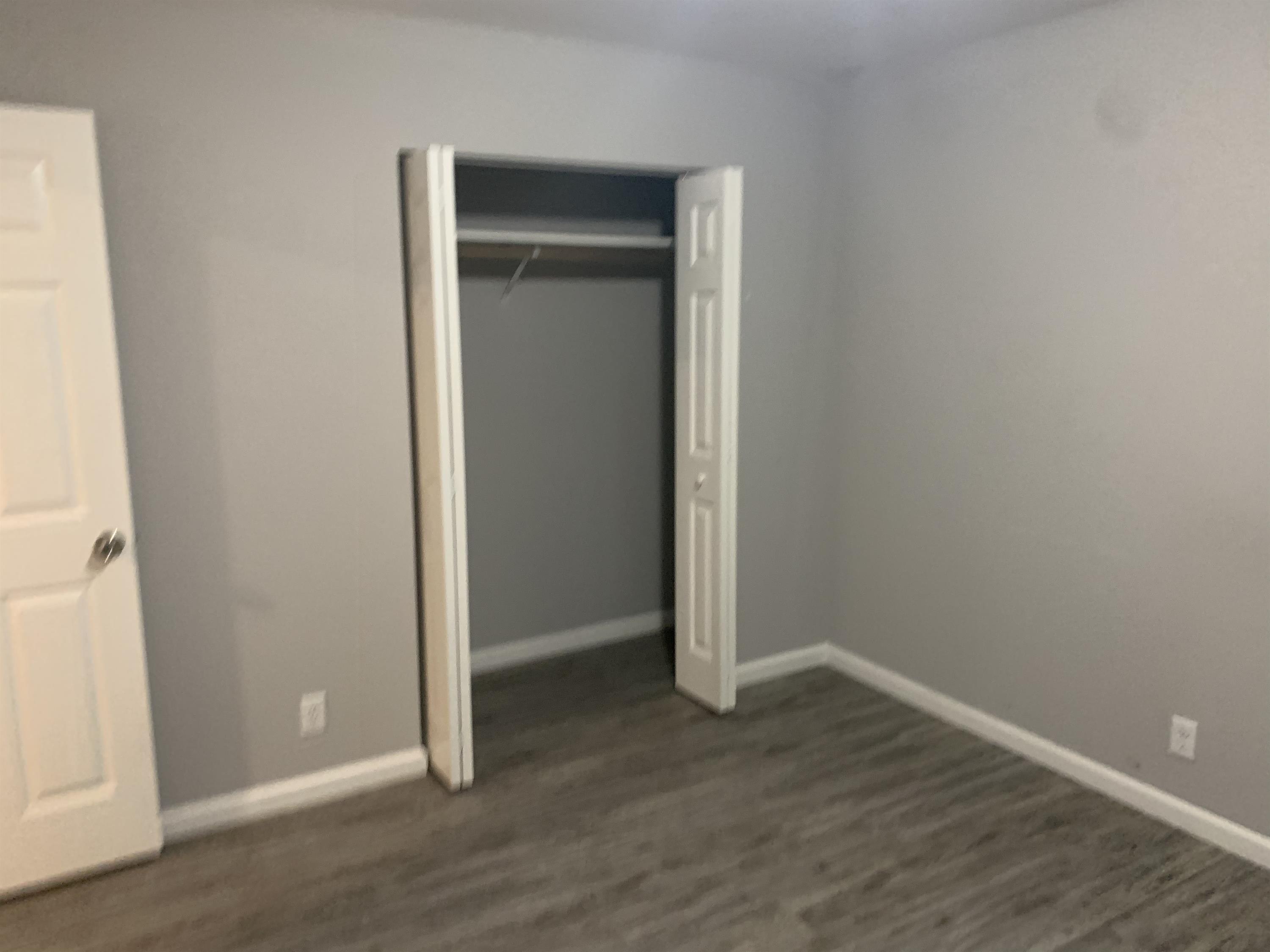 811 East Red Bud Road 102 – photo 5