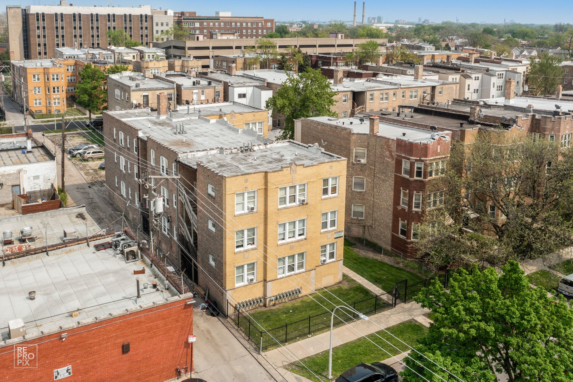 1145-49 N LeClaire Ave – photo 3