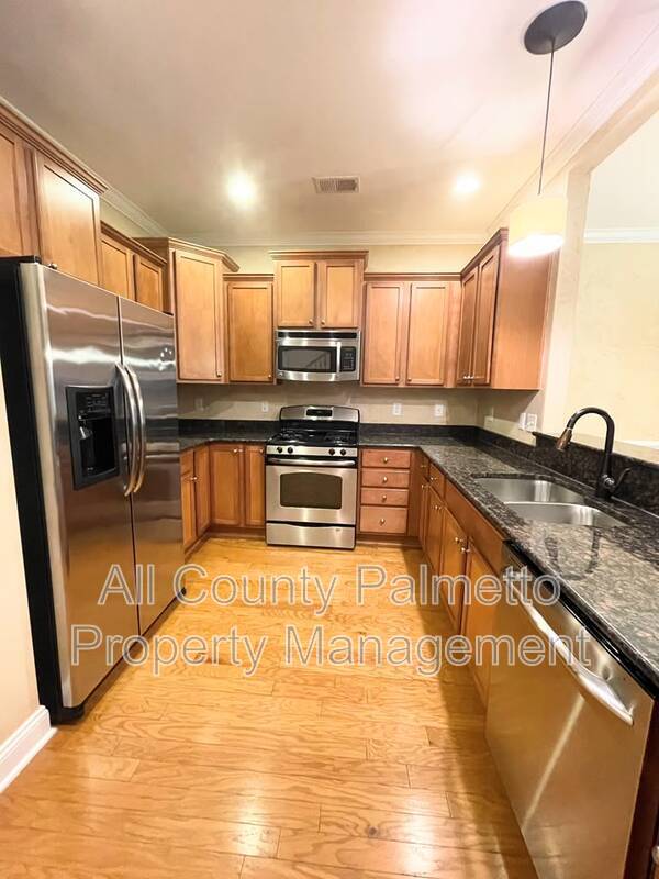 3639 Bagley Dr – photo 2