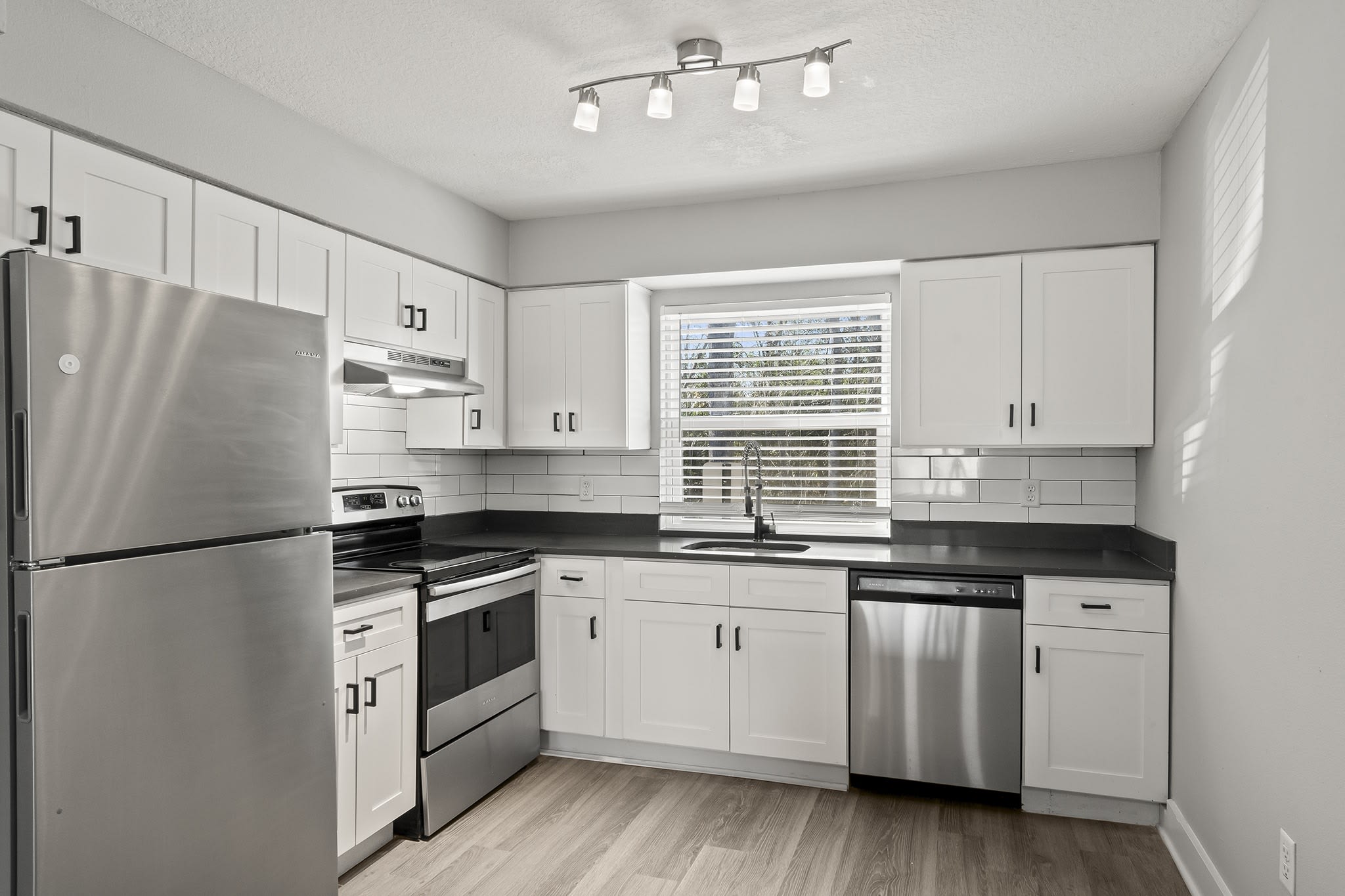 Mandarin Bay – photo 4