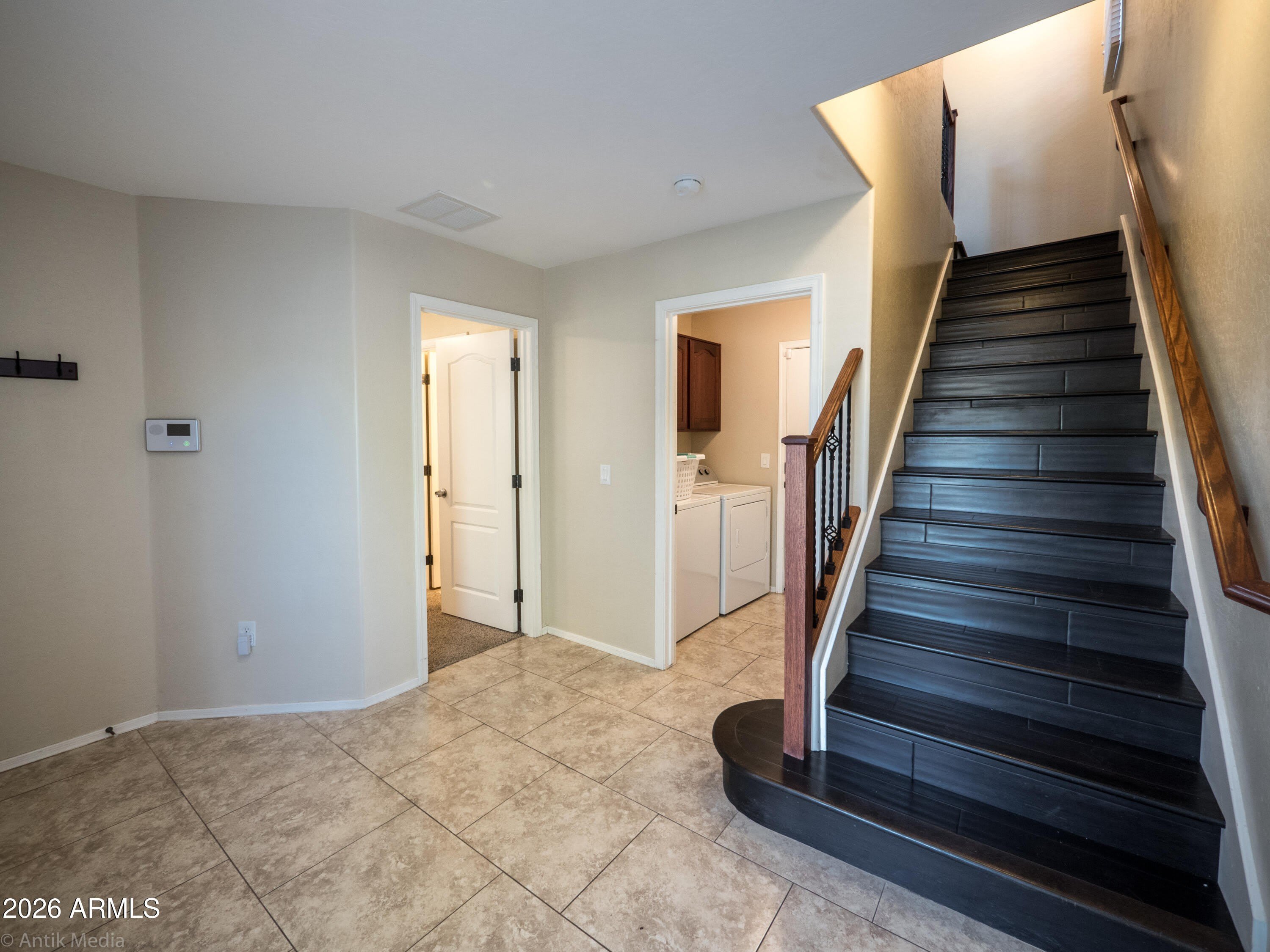 1628 E CANYON CREEK Drive – photo 3