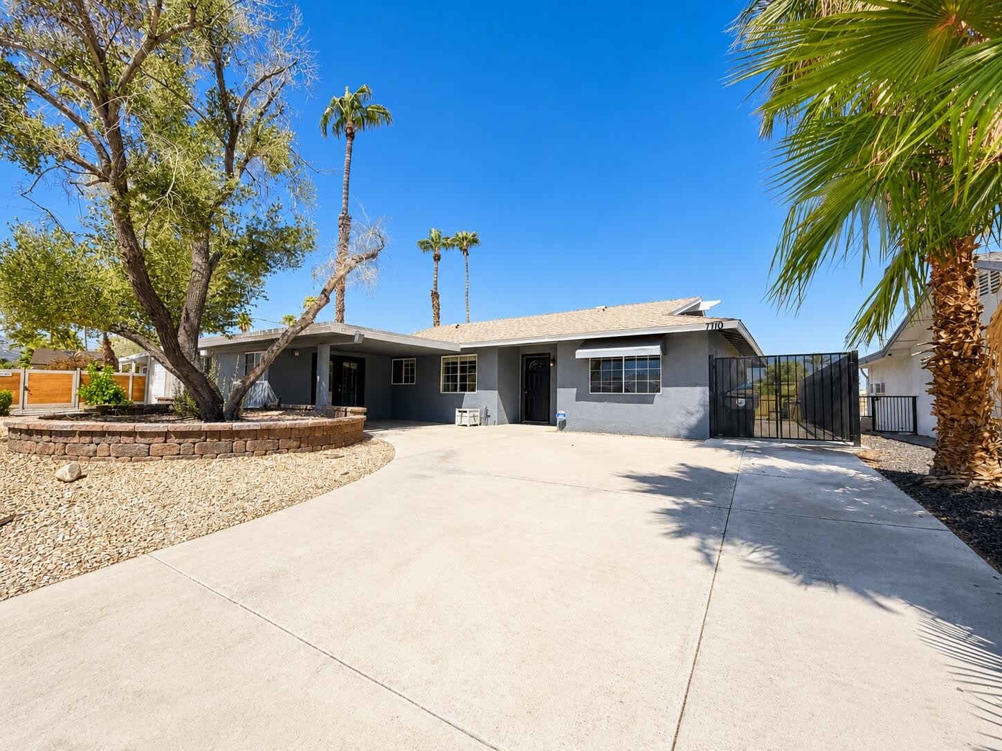 77110 Indiana Avenue – photo 1