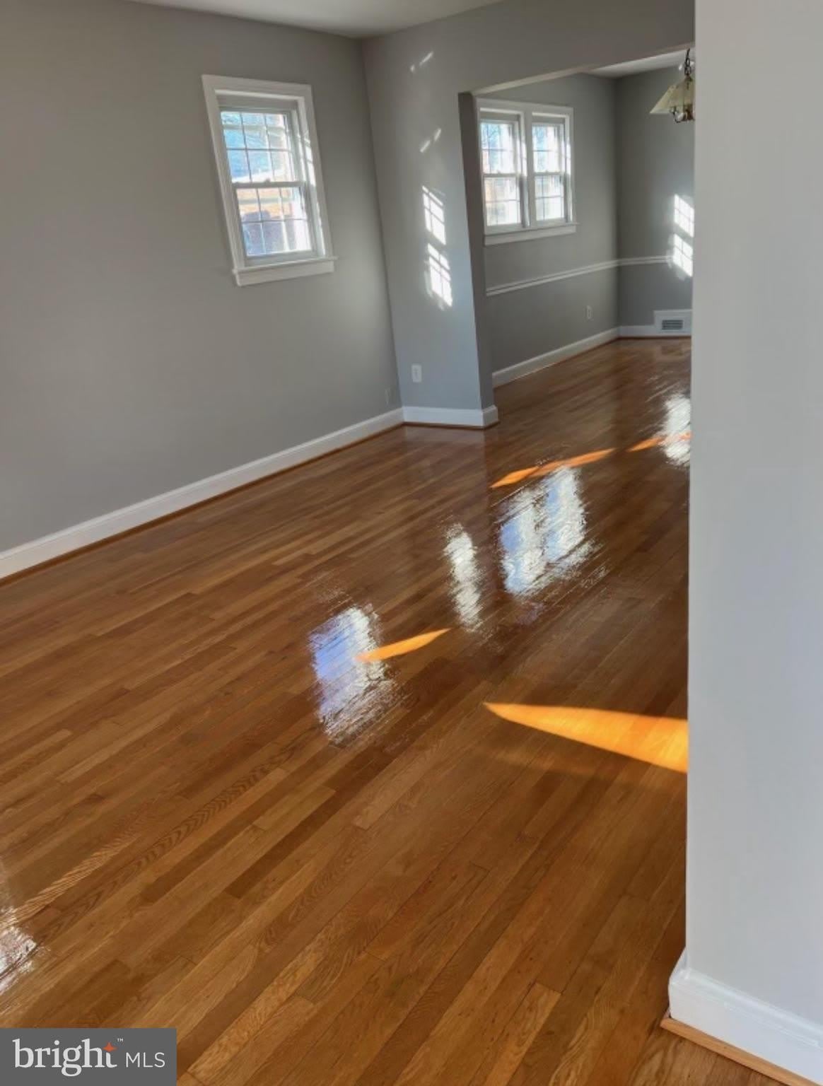 1210 ALLISON Street NE – photo 2
