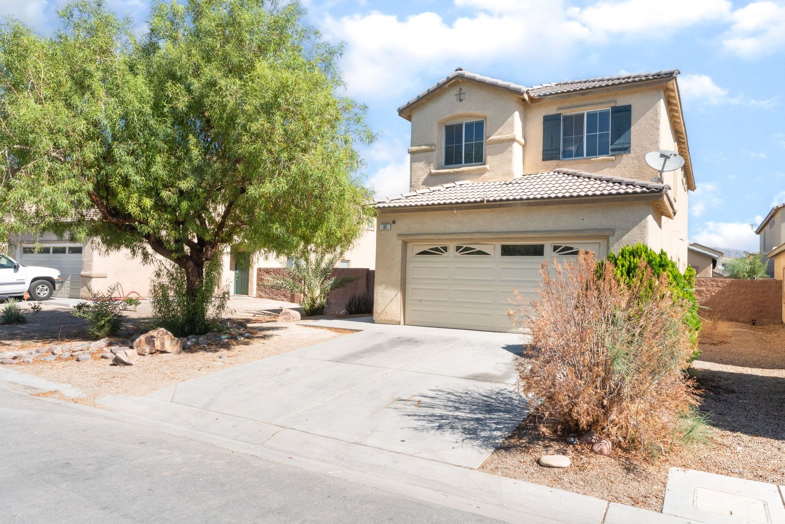 Spacious Two-Story Home with an Open-Concept Design! – photo 2