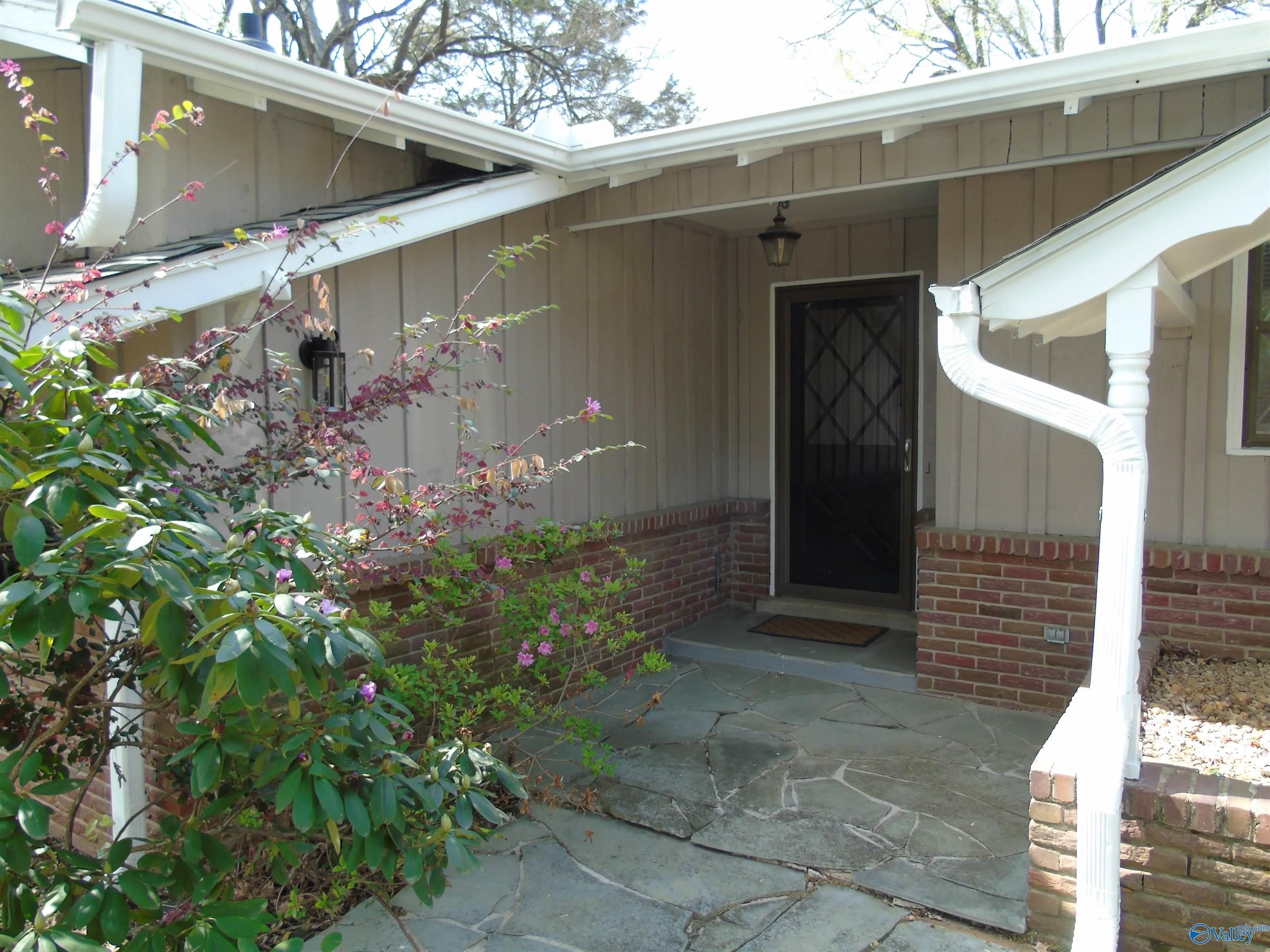 2504 Maysville Circle NE – photo 4